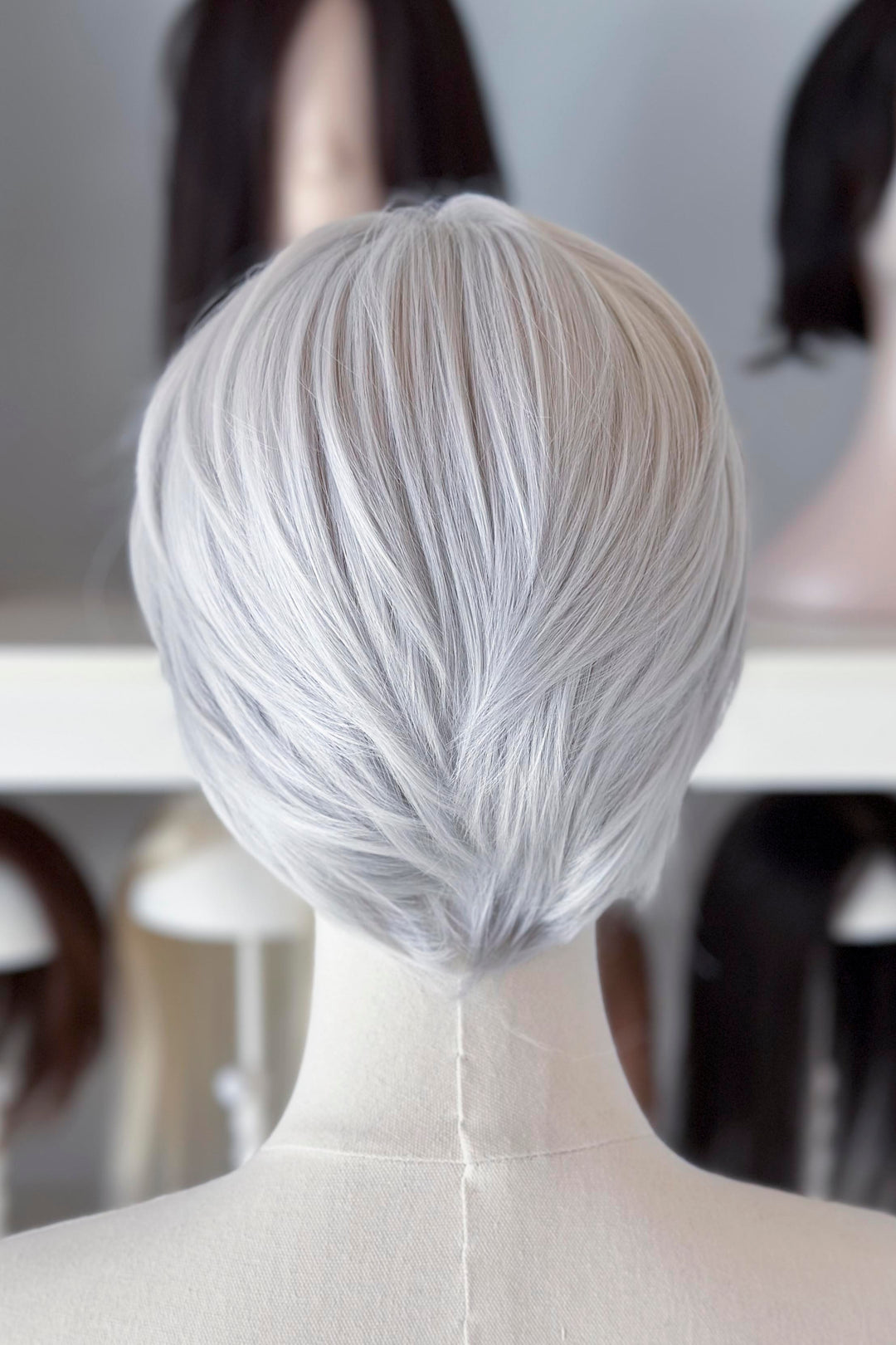 Icy Silver Short Straight Lace Front Wig Kallias