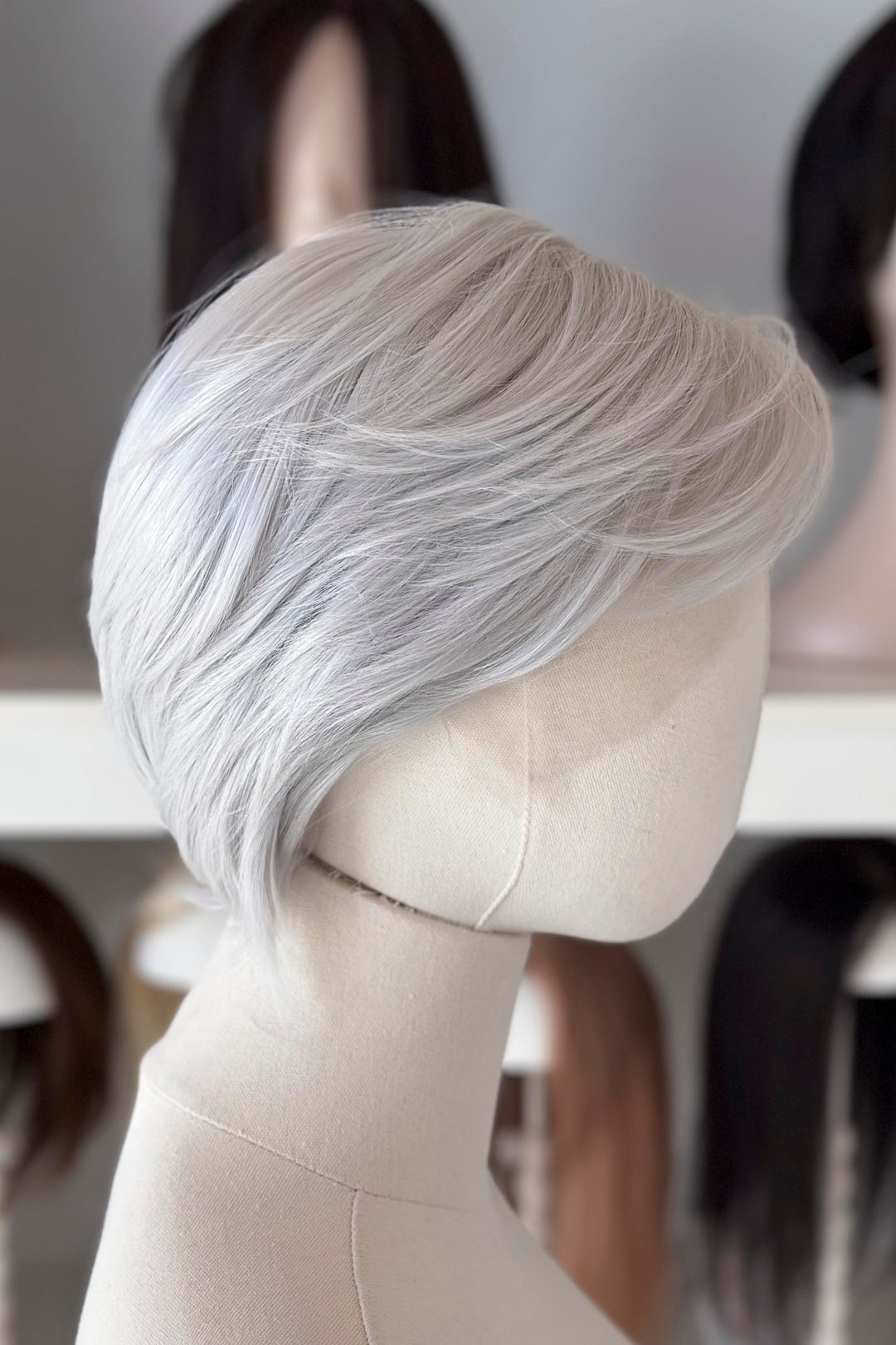 Icy Silver Short Straight Lace Front Wig Kallias