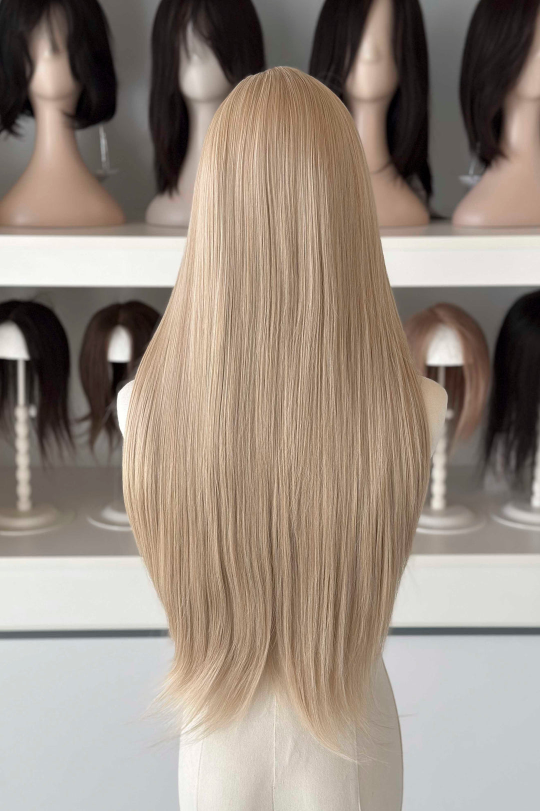 Champagne Sandy Blonde Straight Lace Front Synthetic Wig Camelia