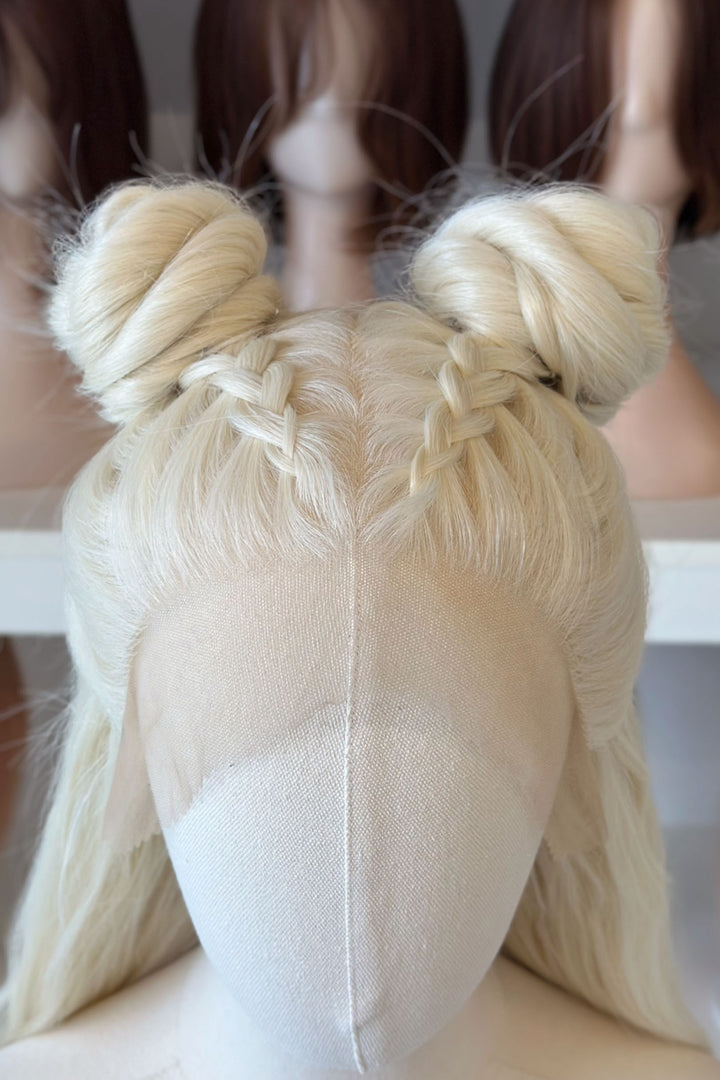Icy Blonde Large Lace 13x6 Long Wavy Wig Daenerys