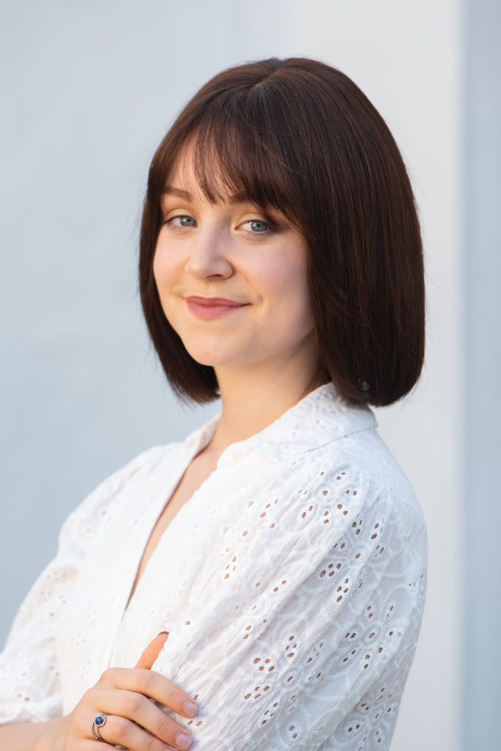 Bob Cut Straight Hair Wig Natural Brown Brunette Wig with Bangs