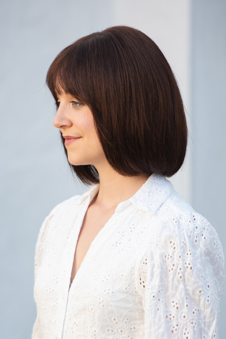 Bob Cut Straight Hair Wig Natural Brown Brunette Wig with Bangs