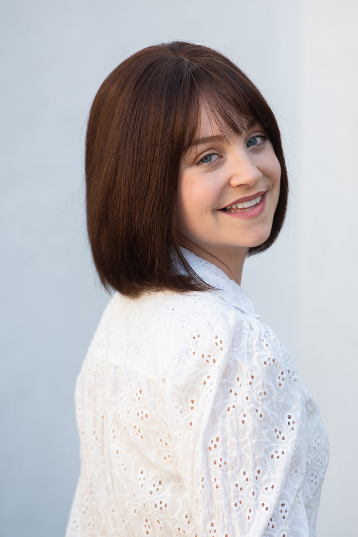 Bob Cut Straight Hair Wig Natural Brown Brunette Wig with Bangs