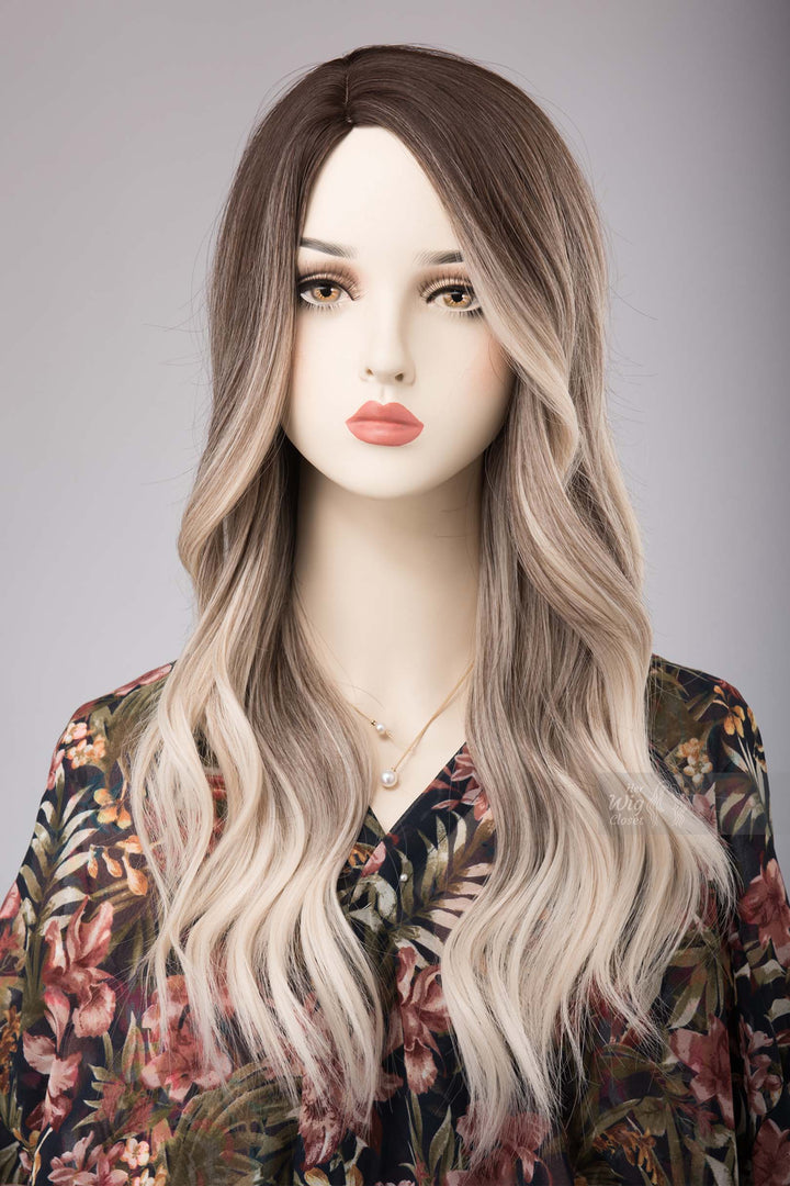 Vanilla Cream Ombre Blonde Wavy Wig Arlie