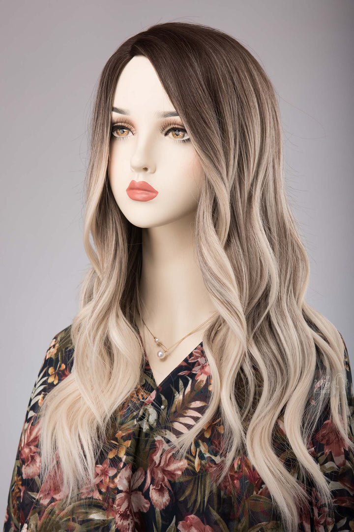 Vanilla Cream Ombre Blonde Wavy Wig Arlie