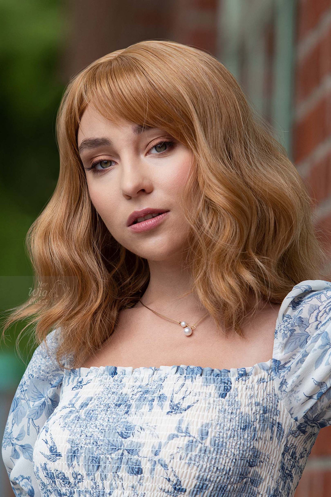 Strawberry Blonde Wavy Wig with Bangs Beth Dutton Look Wig Avery