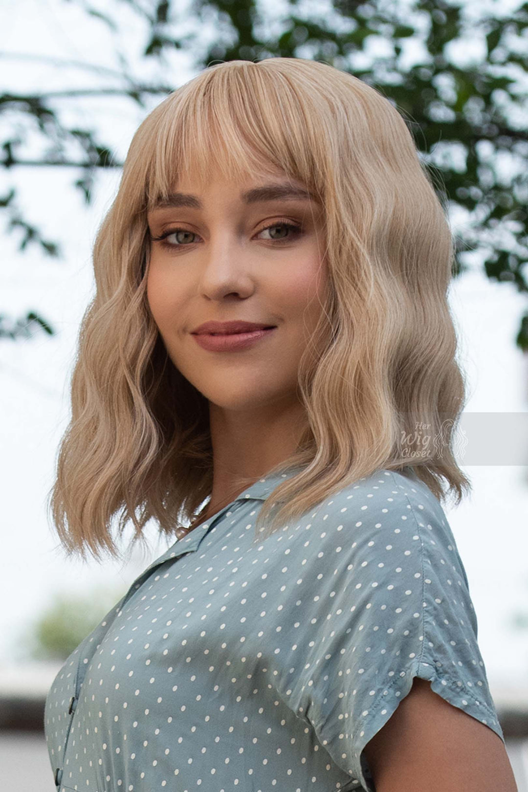 Golden Blonde Wavy Synthetic Bob Wig with Bangs Gwen