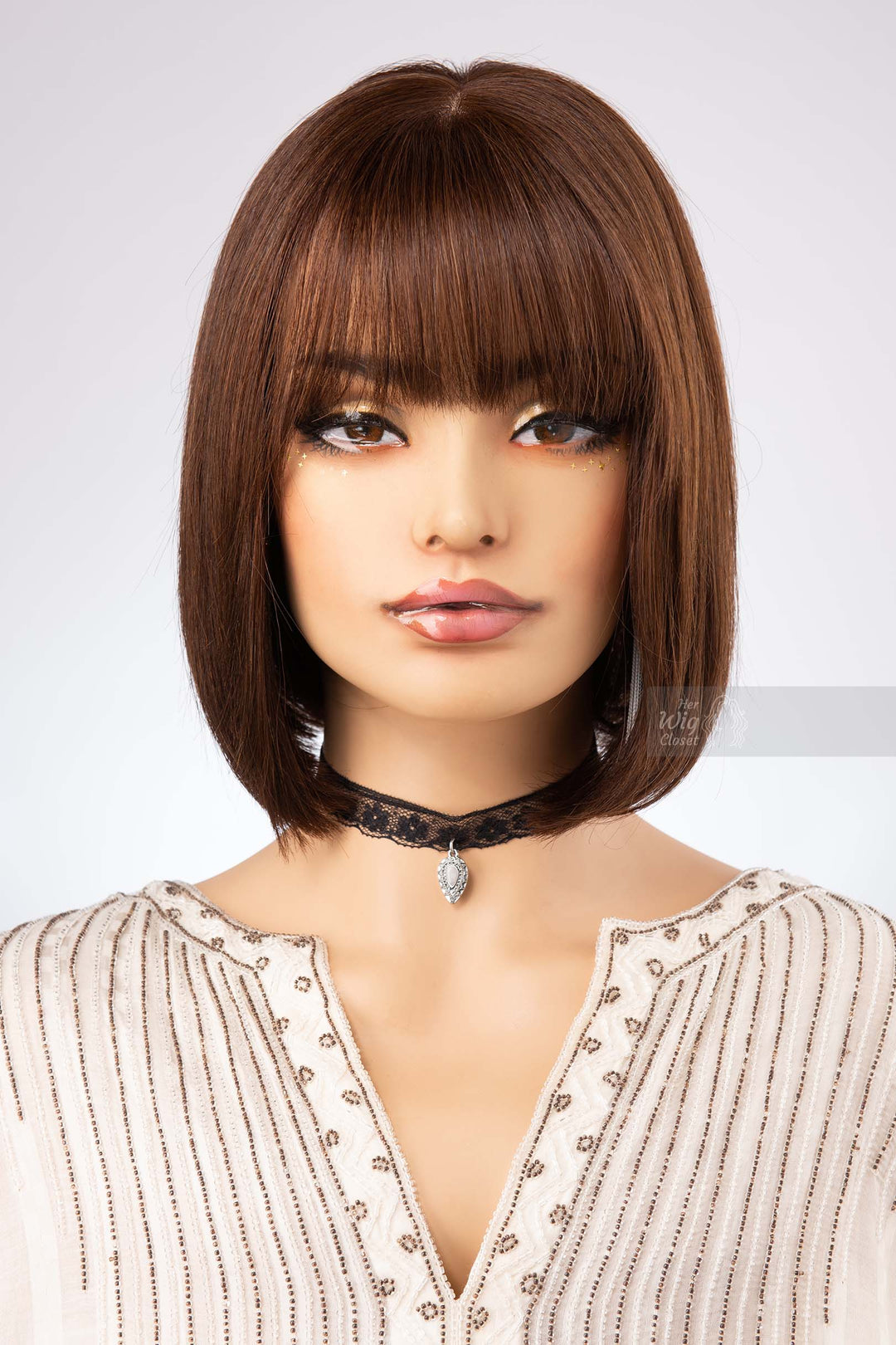 Bob Cut Straight Hair Wig Natural Brown Brunette Wig with Bangs