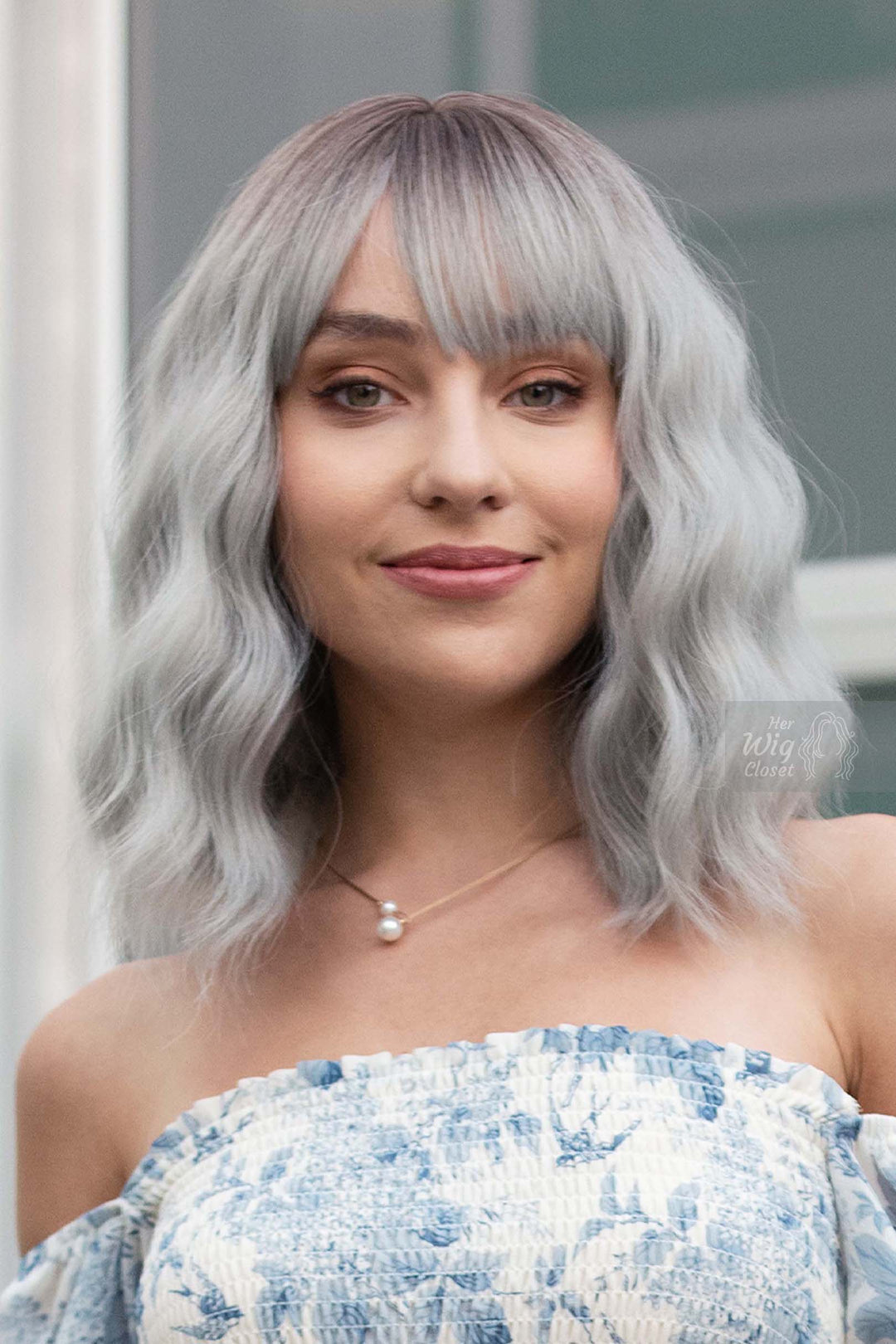 Silver Ombre Wavy Synthetic Bob Wig with Bangs Ororo