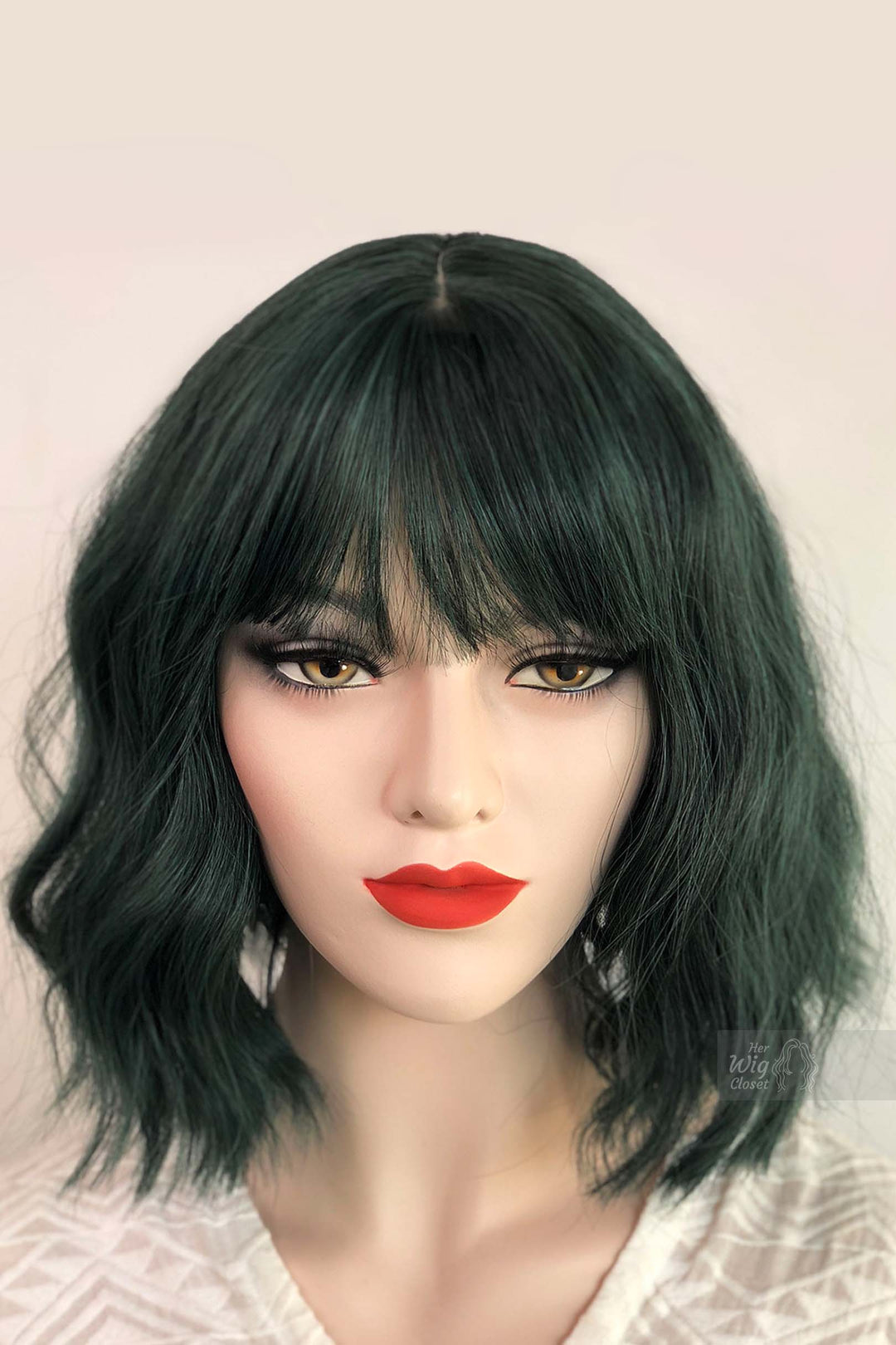 Polaris | Pastel Dark Green Wavy Wig with Bangs