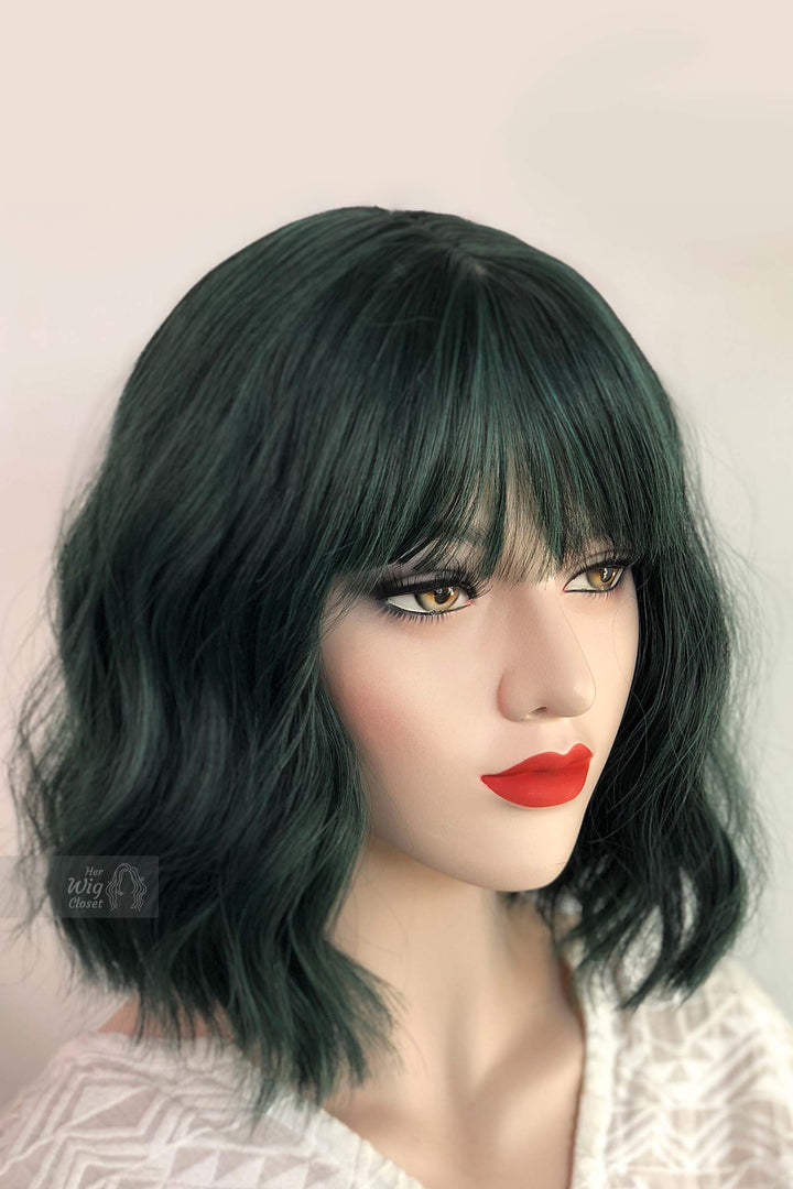 Polaris | Pastel Dark Green Wavy Wig with Bangs