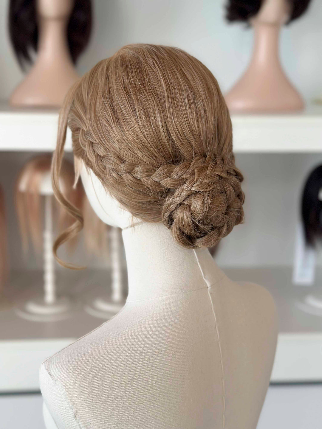 High Lady Lace Wig Golden Brown Wavy Hair ACOTAR Cosplay