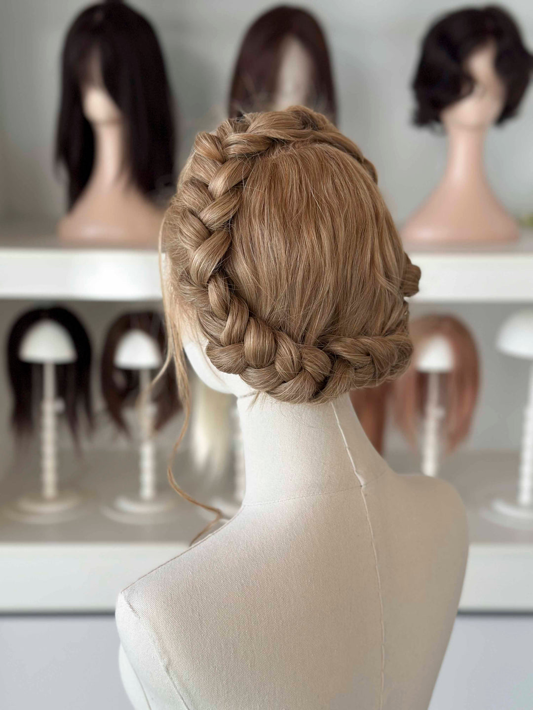 High Lady Lace Wig Golden Brown Wavy Hair ACOTAR Cosplay