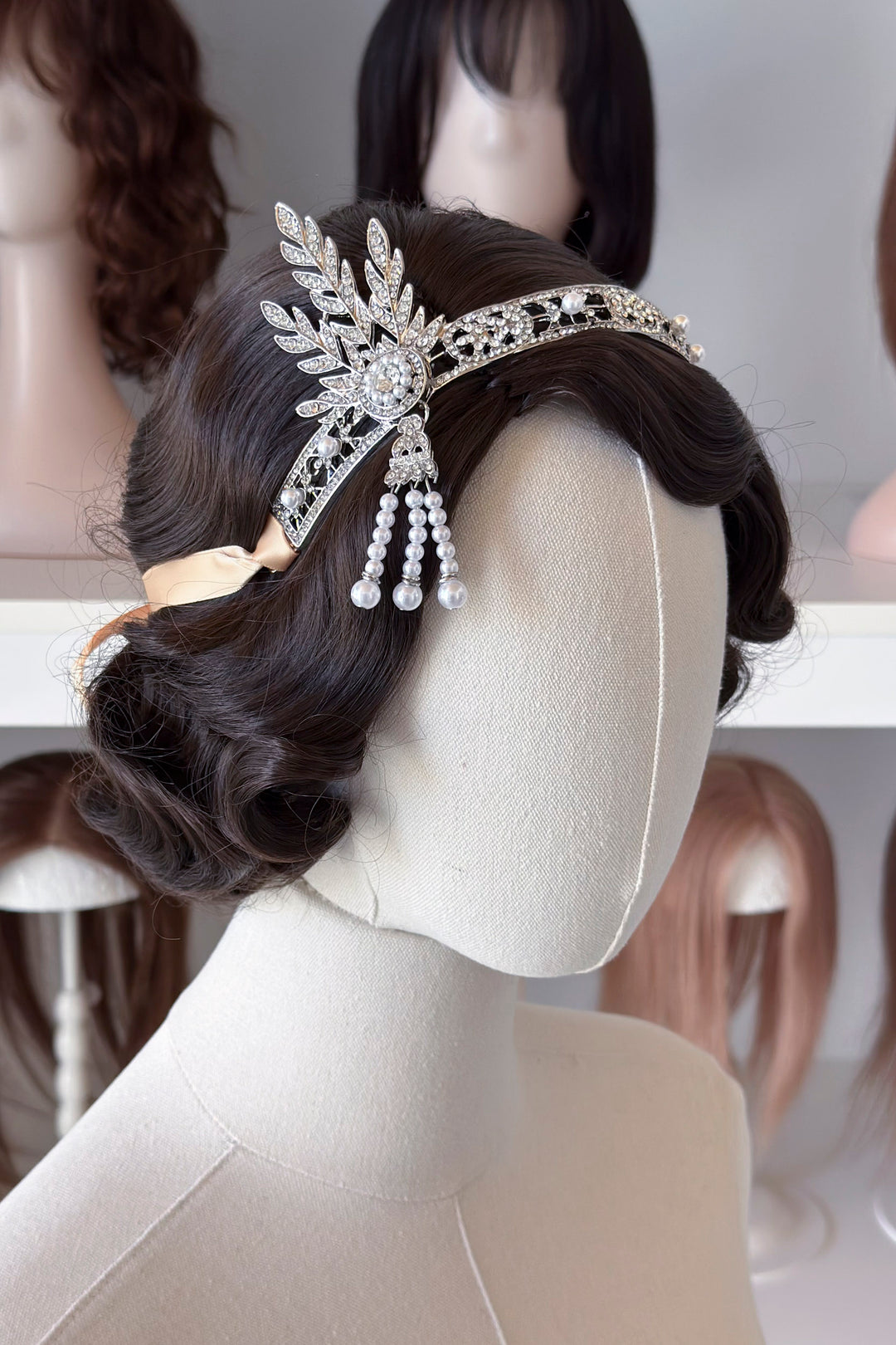 1920s Gatsby Flapper Headband – Rhinestone & Pearl headpiece with Ribbon